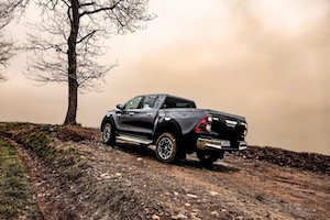 hilux on move